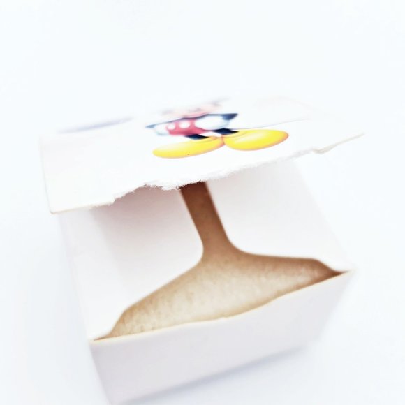 Disney X Avon VTG Stud Earrings NIB - Picture 7 of 10